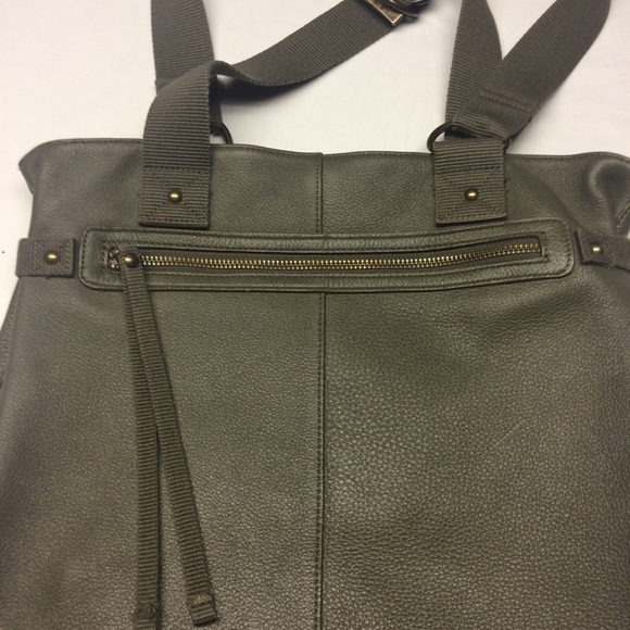 GAP Leather Tote - Picture 2 of 7